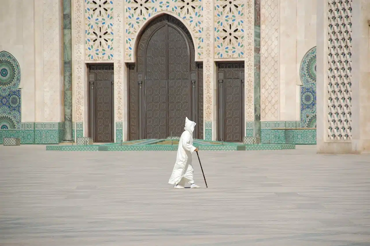 Discover Morocco Traditional Wear and Learn Its Beauty 1 morocco traditional wear